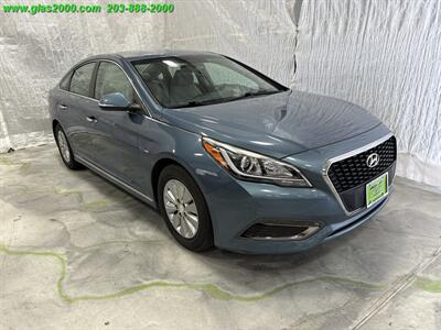 2016 Hyundai SONATA Hybrid SE - Photo 2 - Bethany, CT 06524
