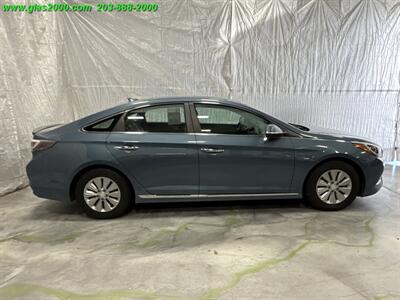2016 Hyundai SONATA Hybrid SE - Photo 14 - Bethany, CT 06524
