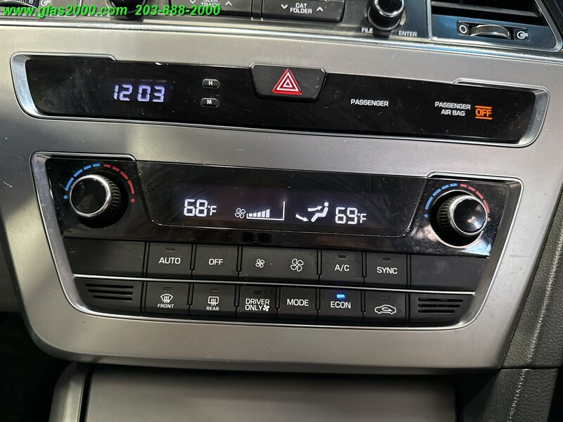 2016 Hyundai SONATA Hybrid SE - Photo 29 - Bethany, CT 06524