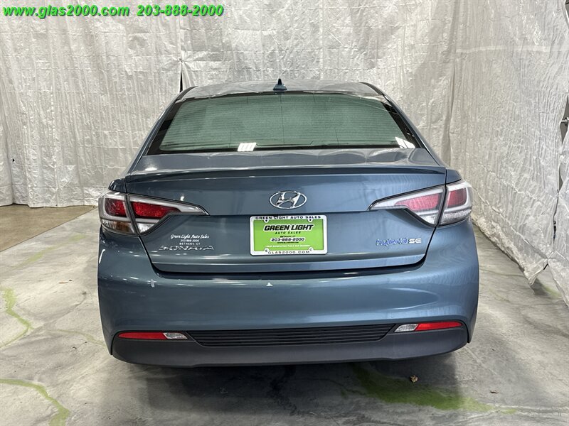 2016 Hyundai SONATA Hybrid SE - Photo 20 - Bethany, CT 06524