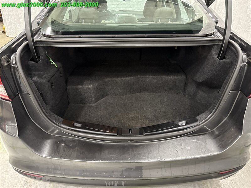 2018 Ford Fusion S - Photo 15 - Bethany, CT 06524