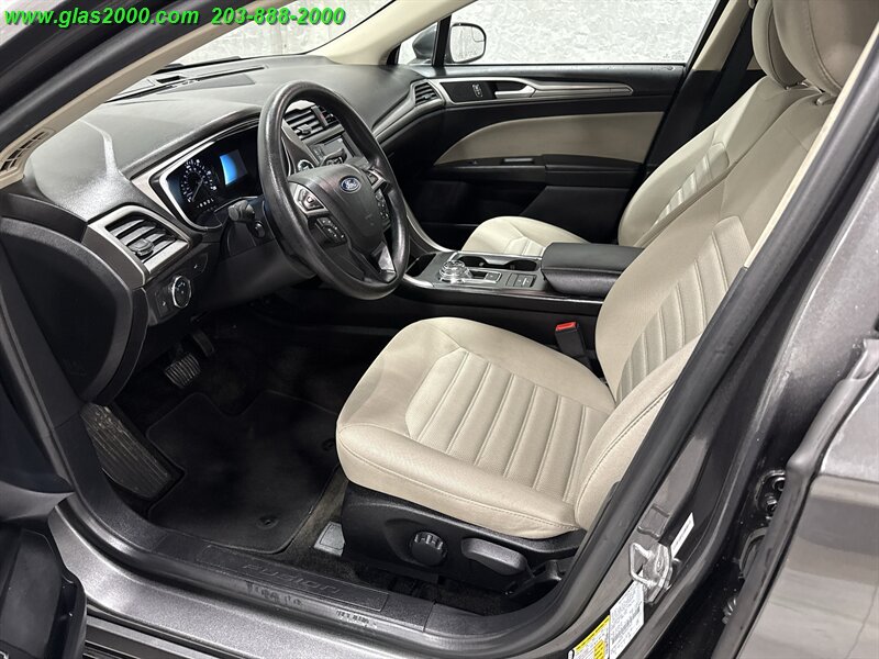 2018 Ford Fusion S - Photo 3 - Bethany, CT 06524