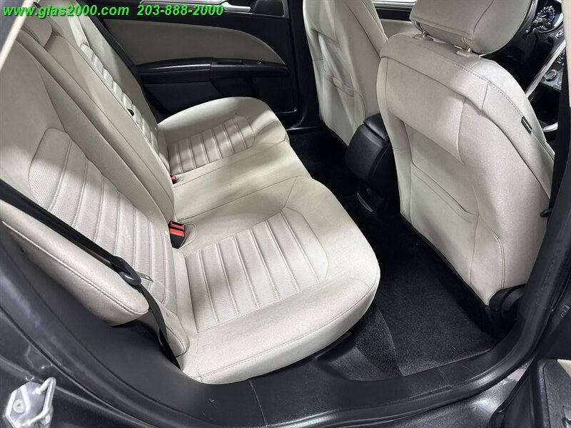 2018 Ford Fusion S - Photo 10 - Bethany, CT 06524