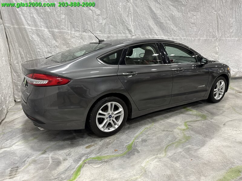 2018 Ford Fusion S - Photo 8 - Bethany, CT 06524