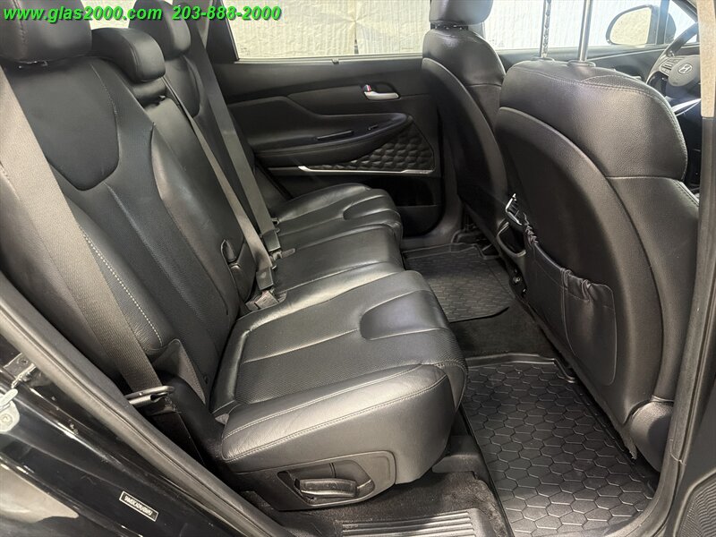 2020 Hyundai SANTA FE SEL - Photo 10 - Bethany, CT 06524