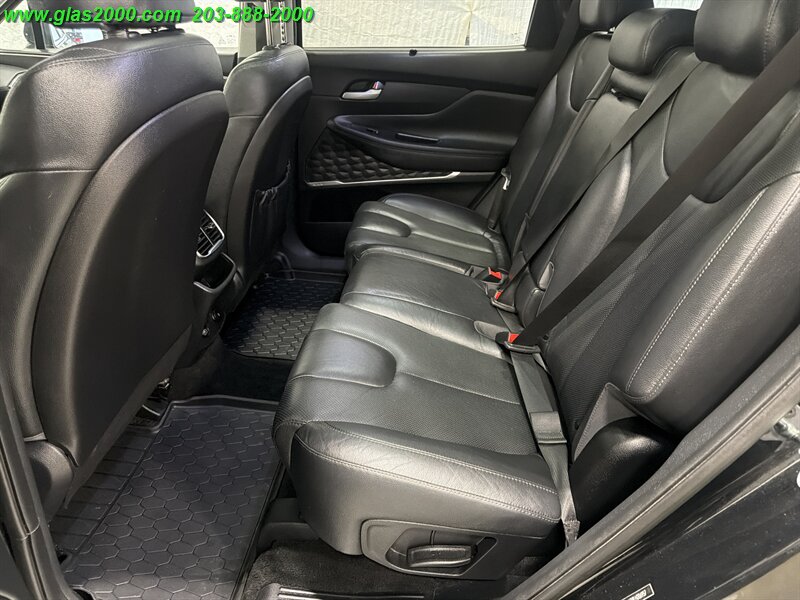 2020 Hyundai SANTA FE SEL - Photo 9 - Bethany, CT 06524