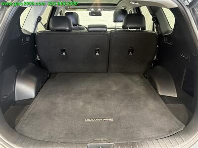 2020 Hyundai SANTA FE SEL - Photo 15 - Bethany, CT 06524