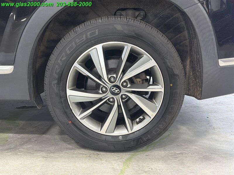 2020 Hyundai SANTA FE SEL - Photo 16 - Bethany, CT 06524