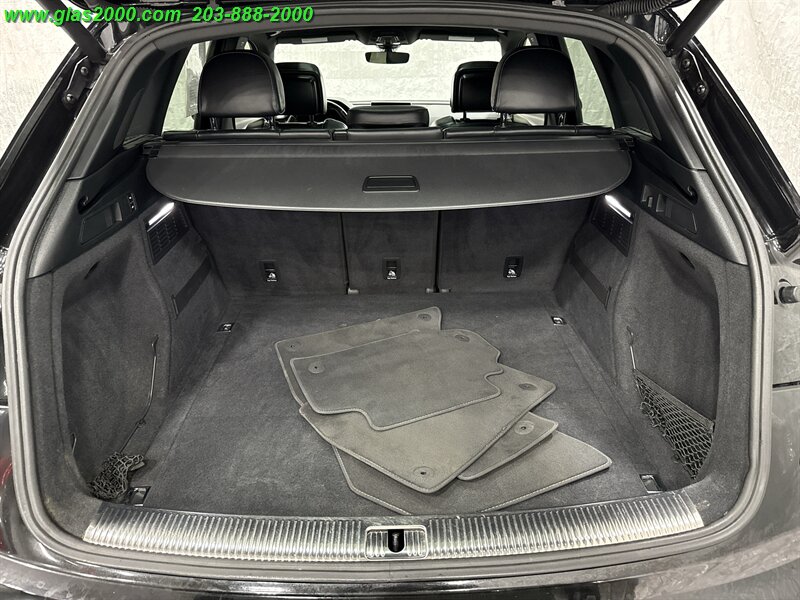 2018 Audi SQ5 3.0T Prestige quattro - Photo 15 - Bethany, CT 06524