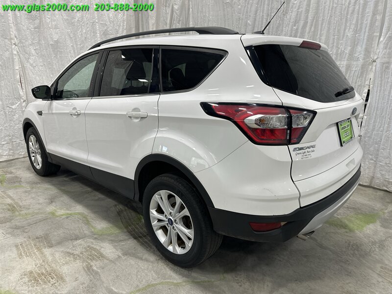 2018 Ford Escape SE - Photo 7 - Bethany, CT 06524
