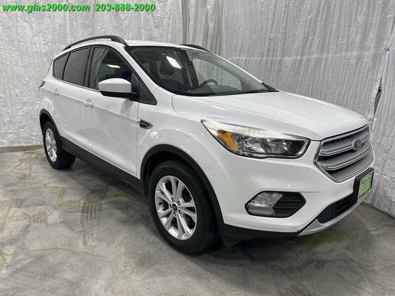 2018 Ford Escape SE - Photo 2 - Bethany, CT 06524