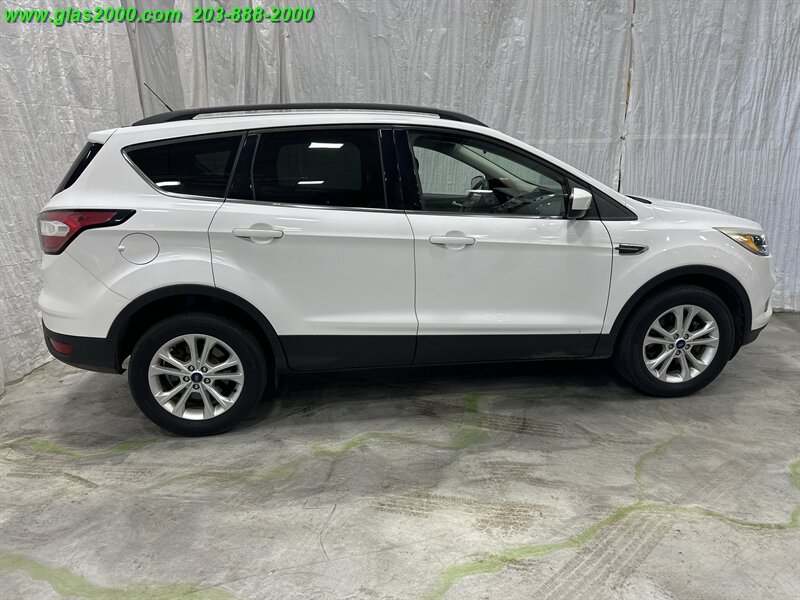 2018 Ford Escape SE - Photo 14 - Bethany, CT 06524
