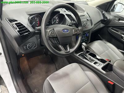 2018 Ford Escape SE - Photo 3 - Bethany, CT 06524