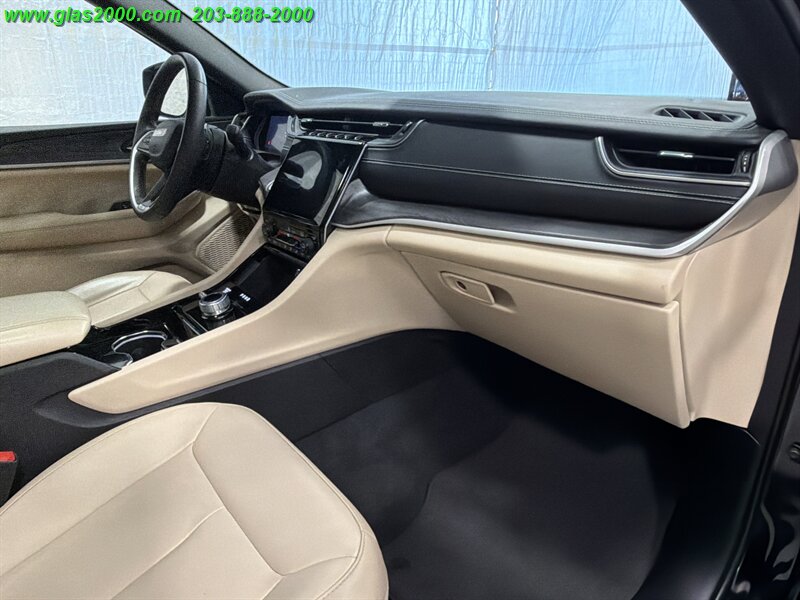 2023 Jeep Grand Cherokee Limited - Photo 5 - Bethany, CT 06524