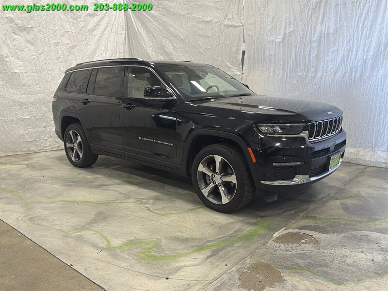 2023 Jeep Grand Cherokee Limited - Photo 2 - Bethany, CT 06524