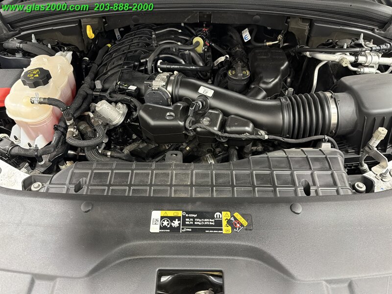 2023 Jeep Grand Cherokee Limited - Photo 12 - Bethany, CT 06524