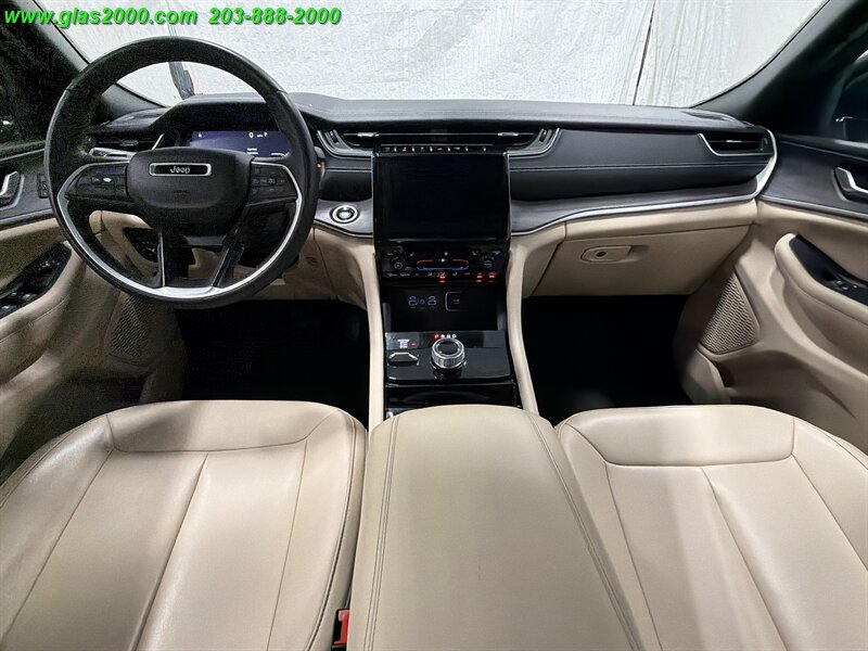 2023 Jeep Grand Cherokee Limited - Photo 6 - Bethany, CT 06524