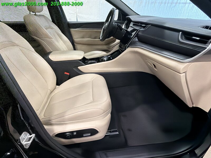 2023 Jeep Grand Cherokee Limited - Photo 31 - Bethany, CT 06524