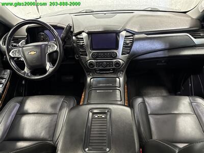 2019 Chevrolet Suburban Premier   - Photo 6 - Bethany, CT 06524