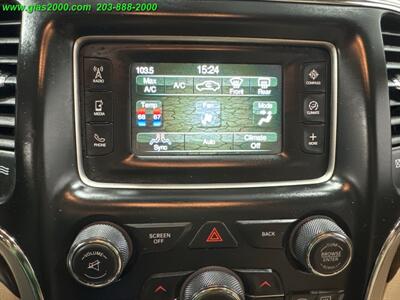 2015 Jeep Grand Cherokee Laredo   - Photo 11 - Bethany, CT 06524