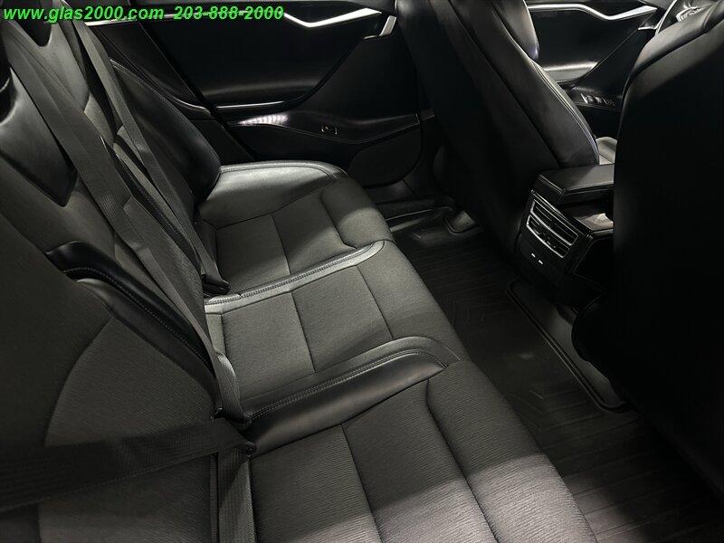 2018 Tesla Model S 75D - Photo 10 - Bethany, CT 06524