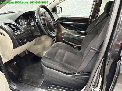 2018 Dodge Grand Caravan SE - Photo 2 - Bethany, CT 06524