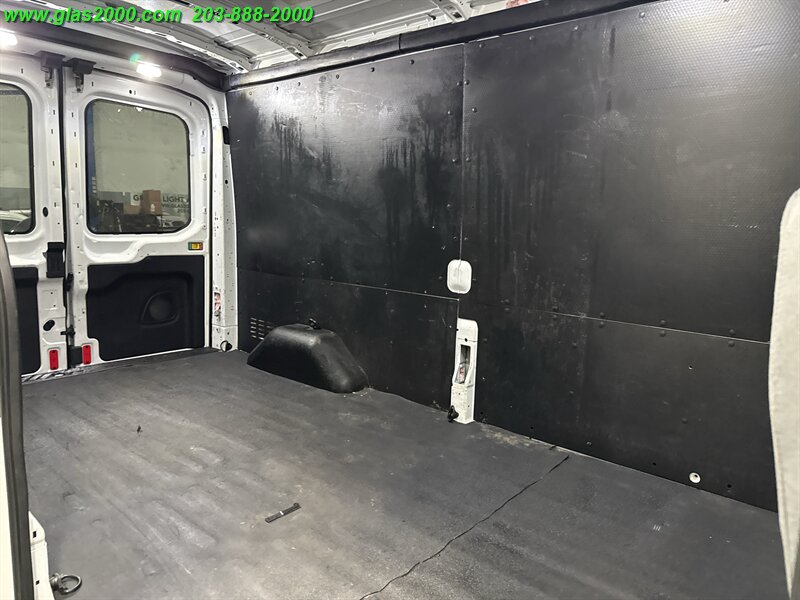 2020 Ford Transit - Photo 16 - Bethany, CT 06524
