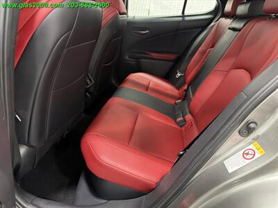 2019 Lexus UX 250h   - Photo 9 - Bethany, CT 06524