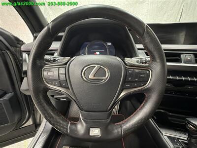 2019 Lexus UX 250h   - Photo 4 - Bethany, CT 06524