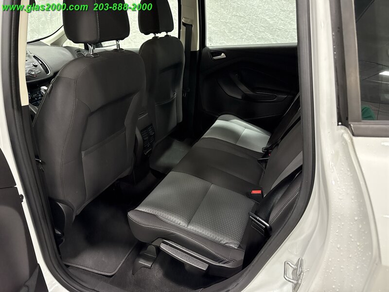 2017 Ford C-Max SE - Photo 9 - Bethany, CT 06524