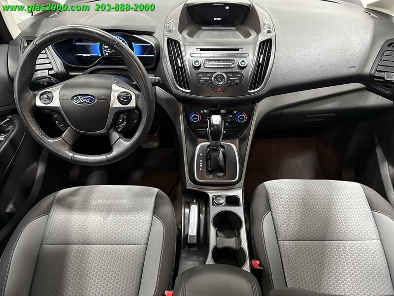 2017 Ford C-Max SE - Photo 6 - Bethany, CT 06524