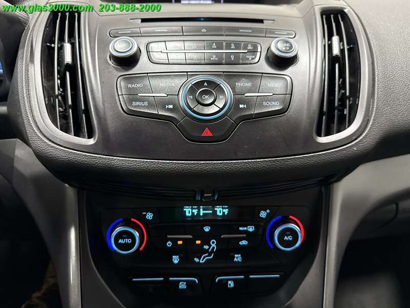 2017 Ford C-Max SE - Photo 17 - Bethany, CT 06524