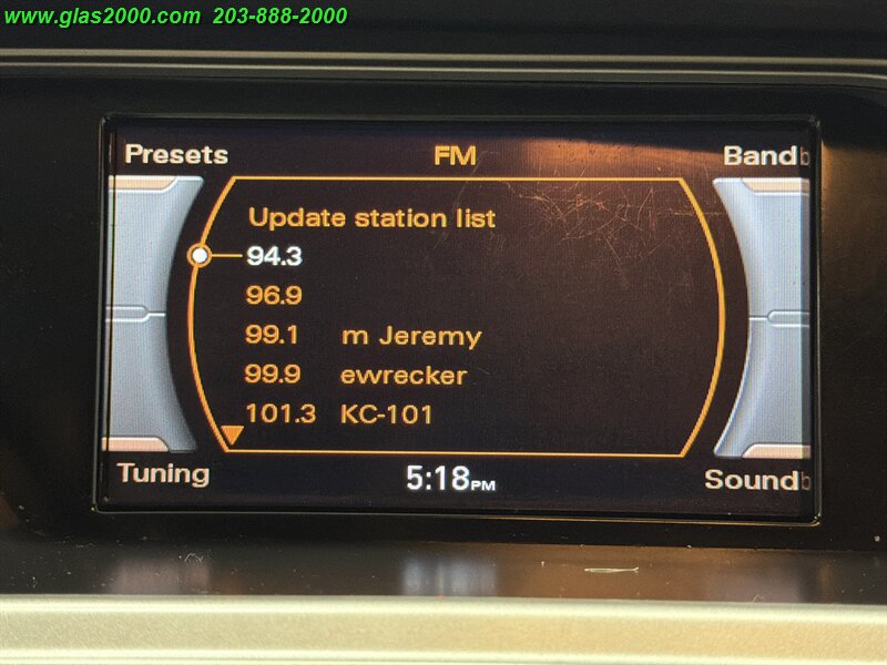 2011 Audi A4 2.0T quattro Premium Plus - Photo 11 - Bethany, CT 06524