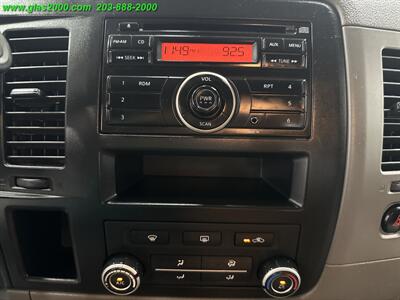 2014 Nissan NV S High Roof   - Photo 11 - Bethany, CT 06524
