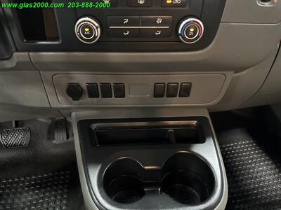 2014 Nissan NV S High Roof   - Photo 10 - Bethany, CT 06524