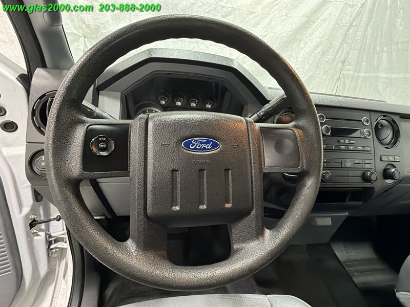 2015 Ford F-250 Super Duty XL - Photo 4 - Bethany, CT 06524