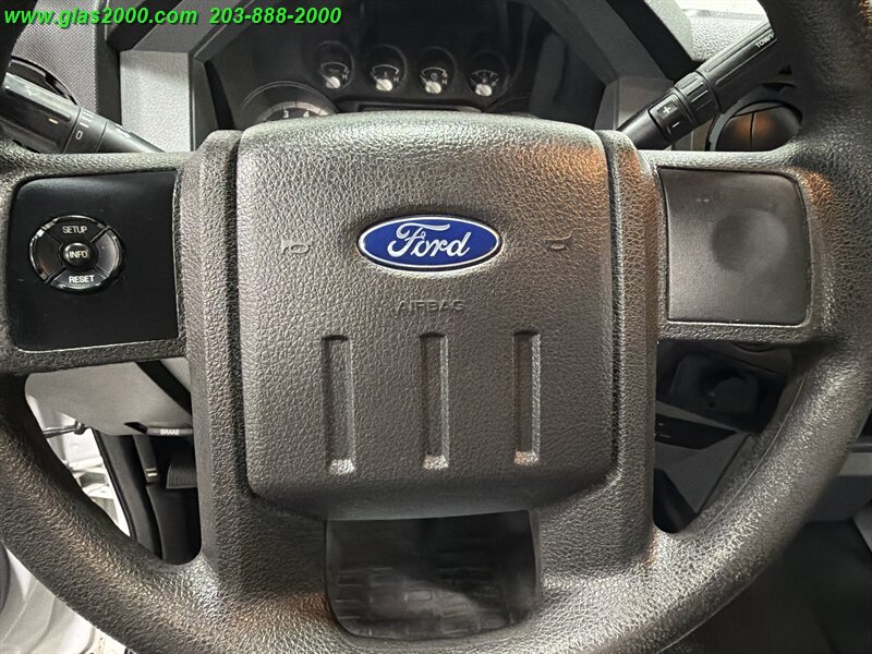 2015 Ford F-250 Super Duty XL - Photo 17 - Bethany, CT 06524