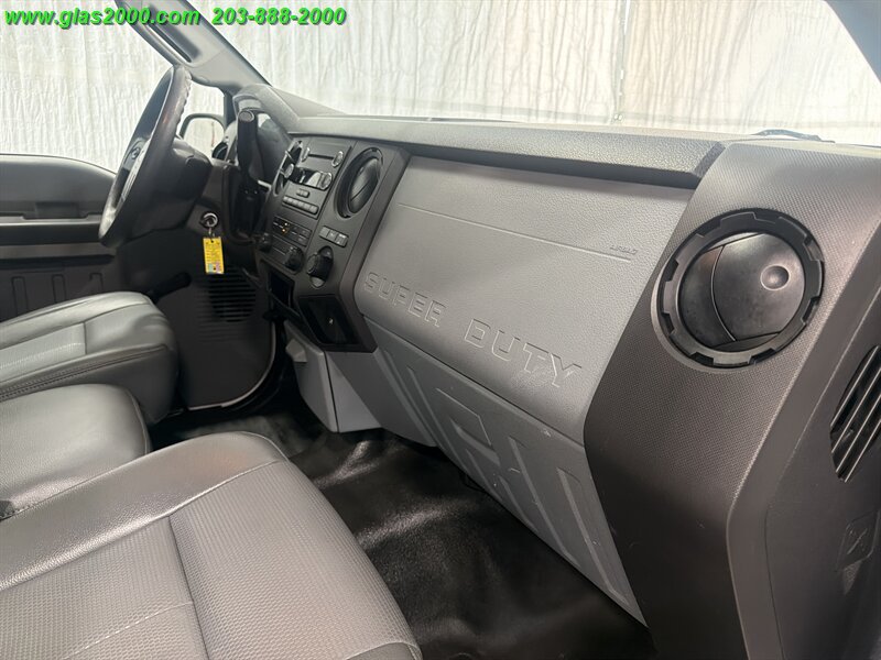 2015 Ford F-250 Super Duty XL - Photo 5 - Bethany, CT 06524