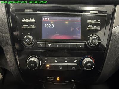 2017 Nissan Rogue Sport S   - Photo 11 - Bethany, CT 06524