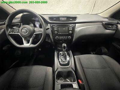 2017 Nissan Rogue Sport S   - Photo 6 - Bethany, CT 06524