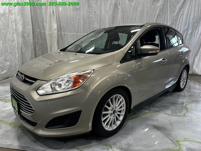 2016 Ford C-Max Hybrid SE - Photo 1 - Bethany, CT 06524