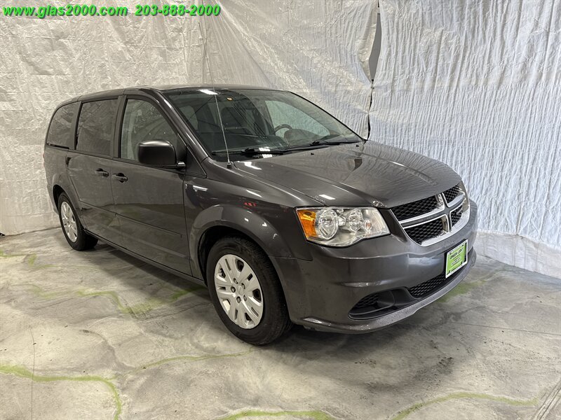 2017 Dodge Grand Caravan SE   - Photo 2 - Bethany, CT 06524