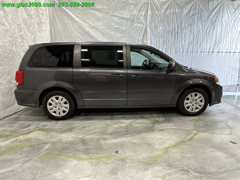 2017 Dodge Grand Caravan SE   - Photo 33 - Bethany, CT 06524