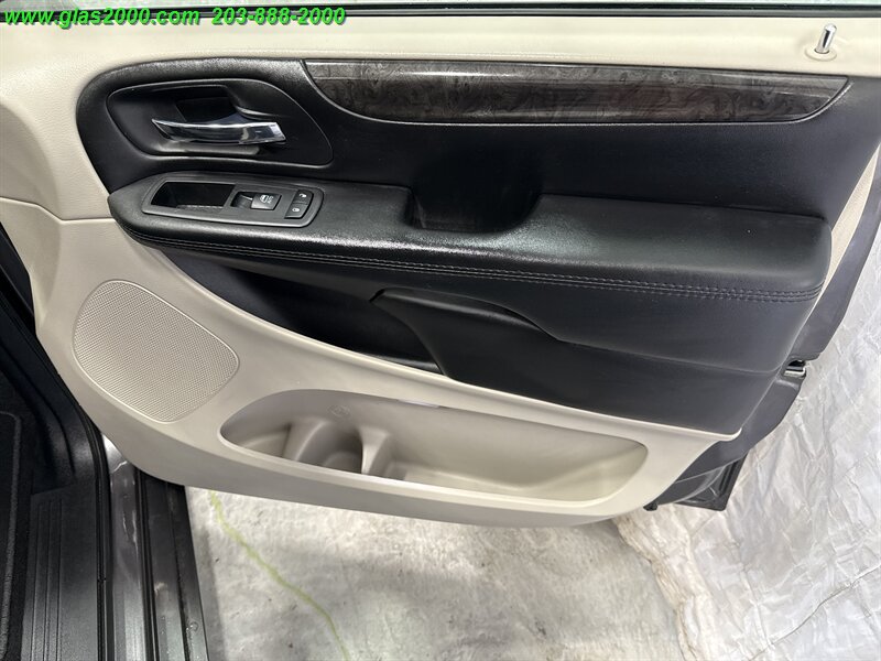 2017 Dodge Grand Caravan SE   - Photo 26 - Bethany, CT 06524