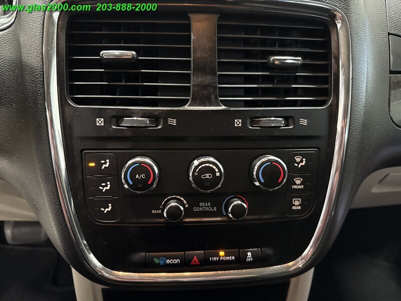 2017 Dodge Grand Caravan SE   - Photo 17 - Bethany, CT 06524