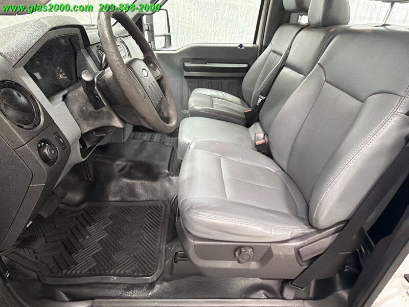 2015 Ford F-350 Super Duty XL - Photo 23 - Bethany, CT 06524