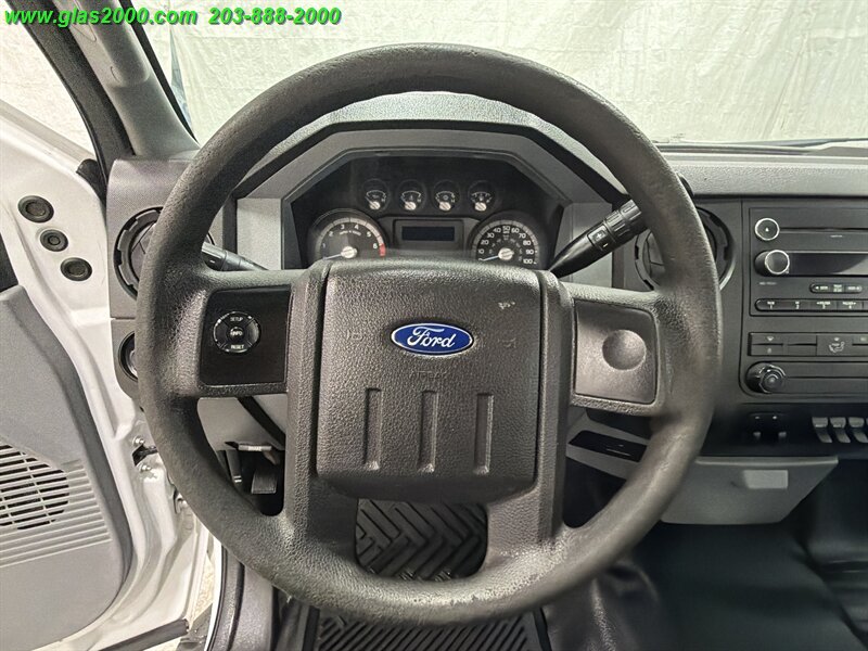 2015 Ford F-350 Super Duty XL - Photo 4 - Bethany, CT 06524