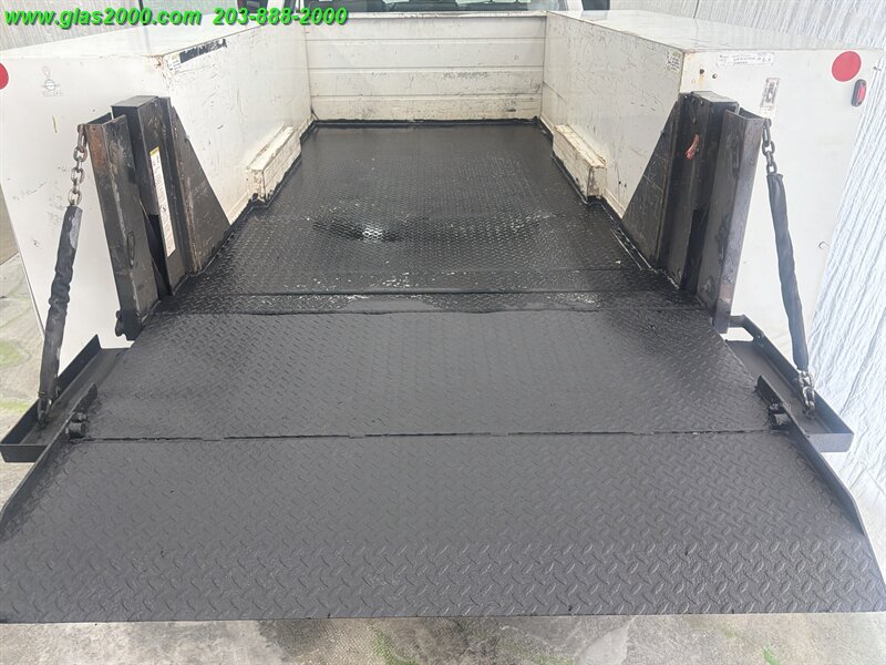 2015 Ford F-350 Super Duty XL - Photo 24 - Bethany, CT 06524