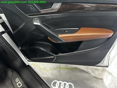 2019 Audi Q5 quattro Premium Plus 45 TFSI   - Photo 31 - Bethany, CT 06524
