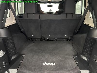 2017 Jeep Wrangler Unlimited Sport   - Photo 16 - Bethany, CT 06524